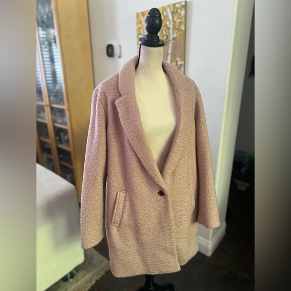 Old Navy - dusty rose blush color fuzzy coat - Picture 1 of 10